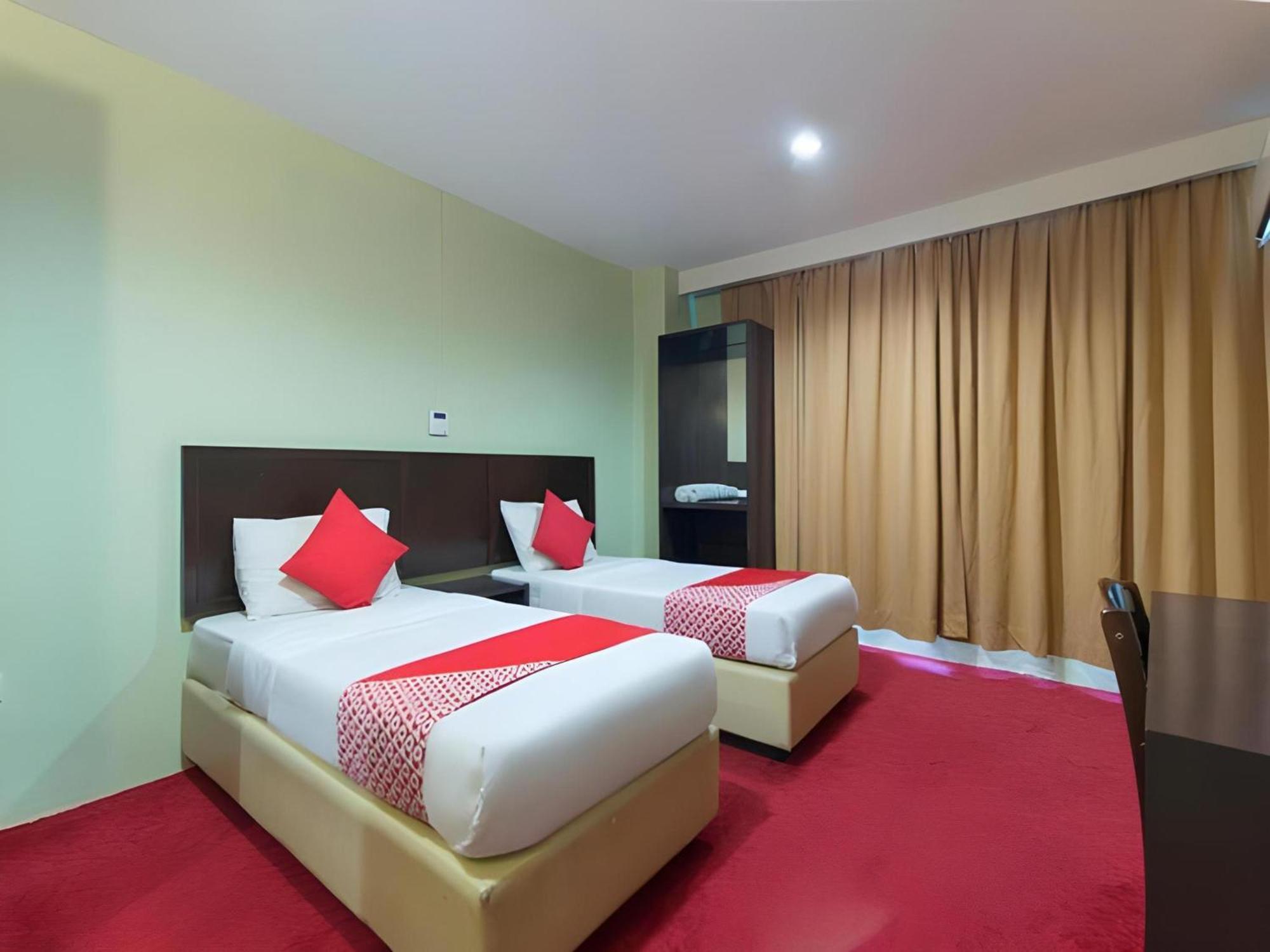 Amani Hotel Kampong Sungai Ramal Dalam Exterior photo