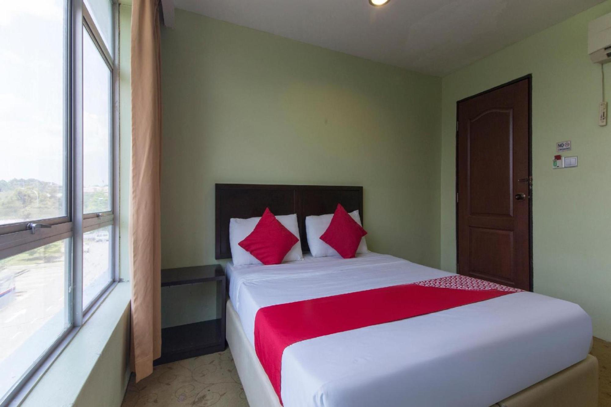 Amani Hotel Kampong Sungai Ramal Dalam Exterior photo