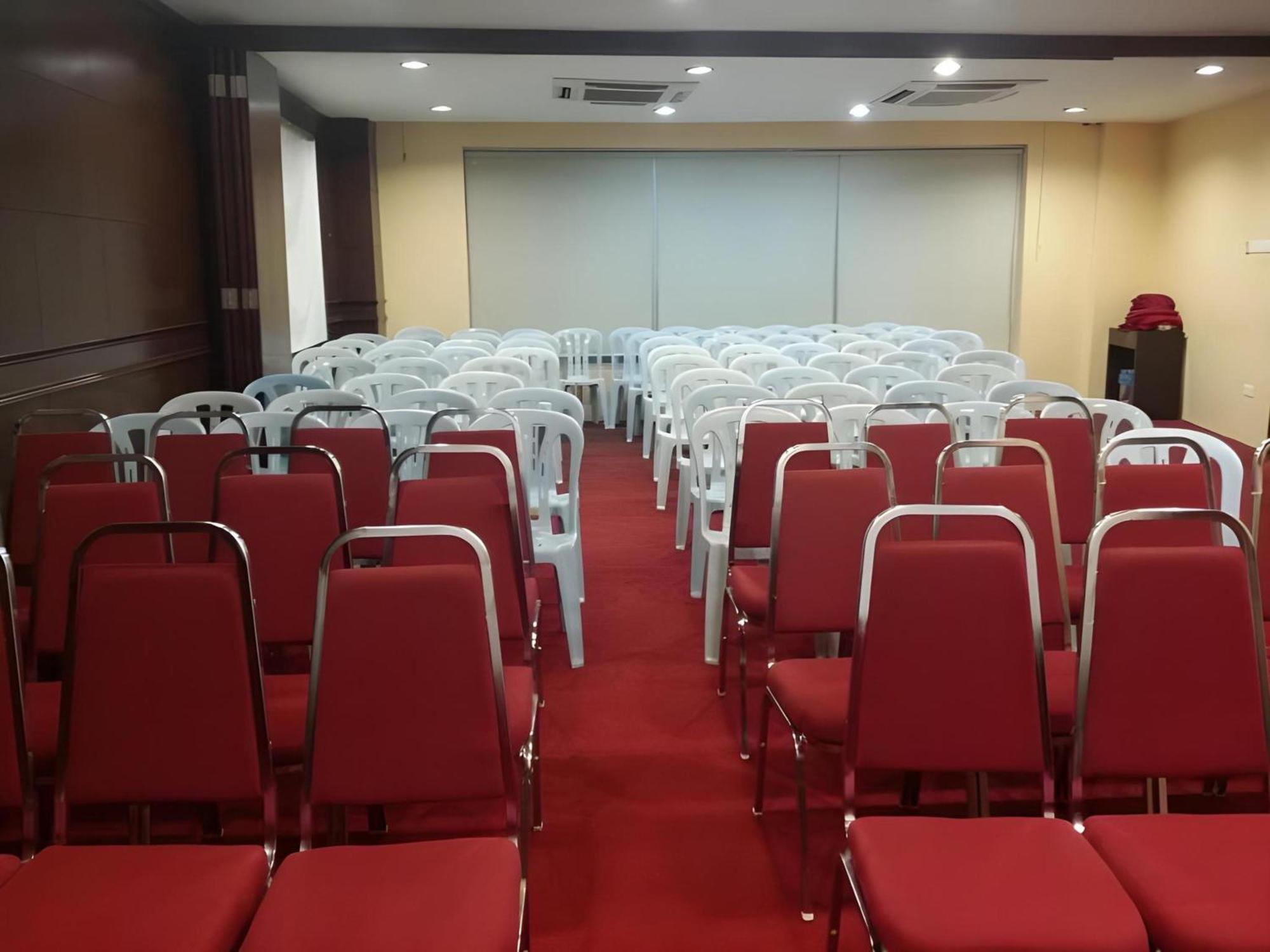 Amani Hotel Kampong Sungai Ramal Dalam Exterior photo